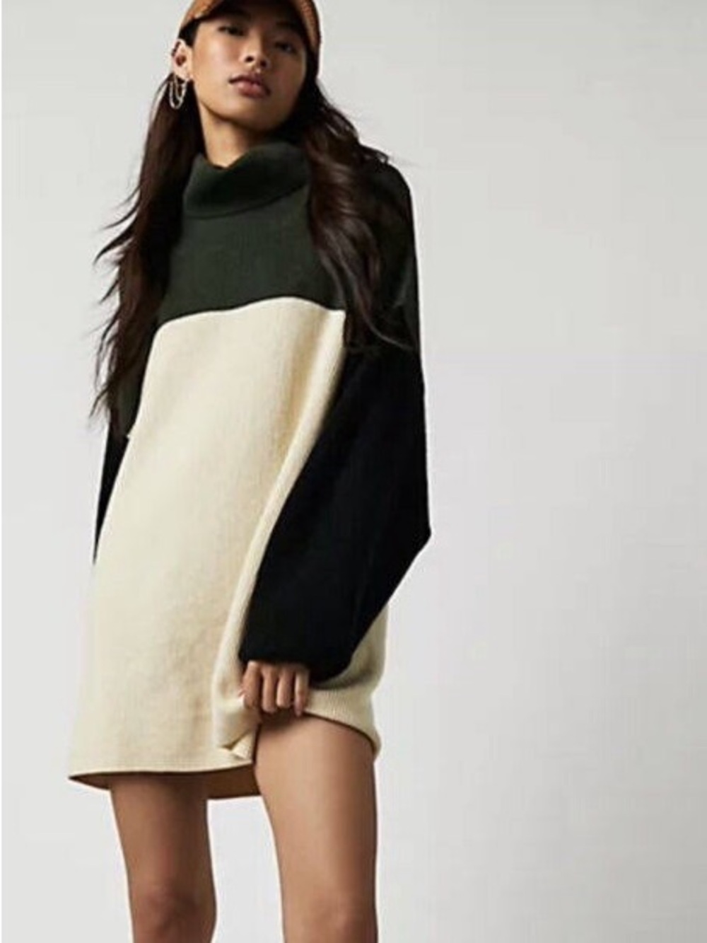 Free People • Softly Structured Color Block Tunic Sweater • Medium